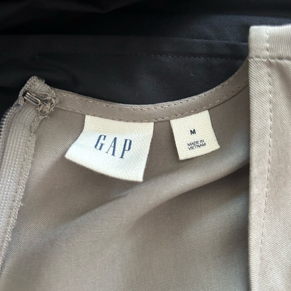GAP jumpsuit - Picture 10 of 10